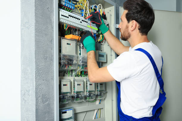 Best Emergency Electrical Repair  in Campton Hls, IL